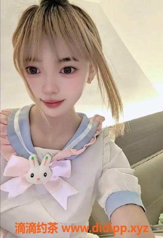 深圳楼凤-福田佳佳：18岁嫩妹，162高43重，988起