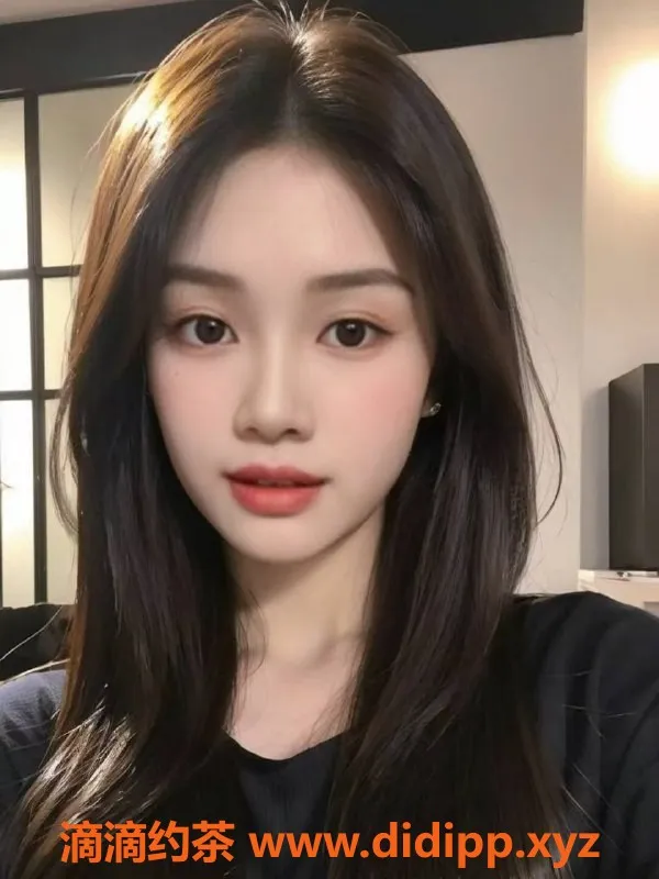 深圳楼凤-深圳龙华奶胸妹，800元舌吻服务等你体验