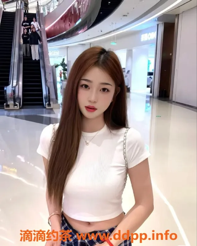 深圳楼凤-罗湖区豆豆，800元全套御姐服务