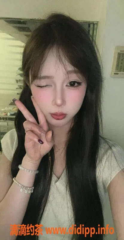 深圳楼凤-南山嫩妹楠子，制服舌吻来袭，1000元起