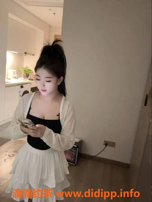 深圳楼凤资源信息,南山区芹芹，价格800p-1500pp服务多样！