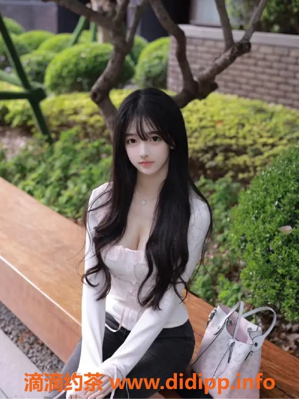 无锡外围-梁溪区兼职学妹，高颜值陪浴服务，特价2100p