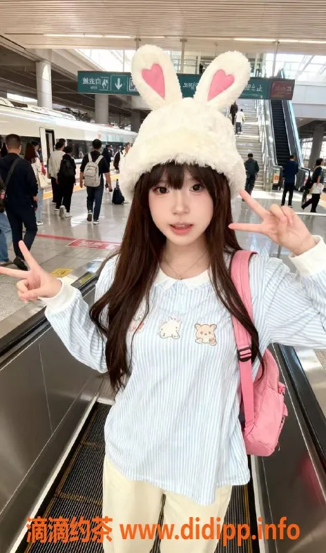 深圳楼凤-福田区小嫩萝，颜值超高仅需1000p，全套服务！