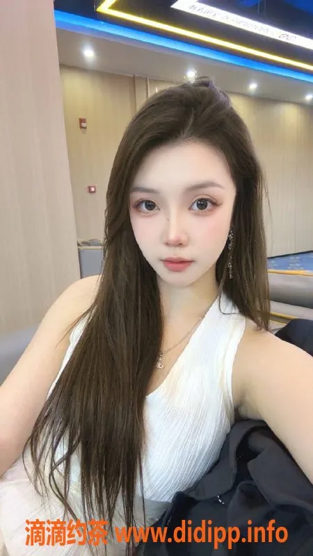 广州楼凤-广州越秀嫩妹伊伊，800元舌吻服务