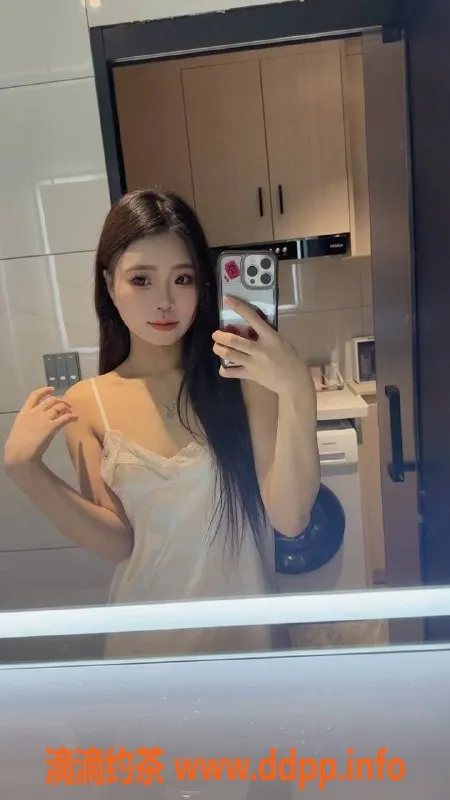 深圳楼凤-宝安小琪，1000元超值服务，深受欢迎