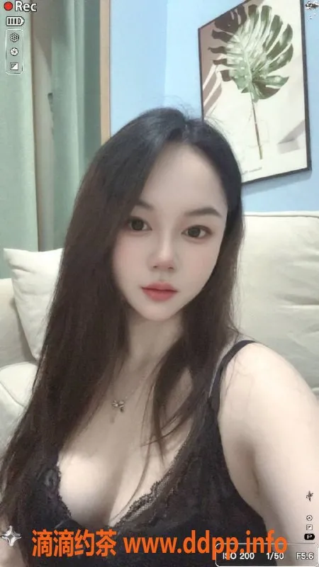 深圳楼凤-龙岗七七，800元御姐69互舔