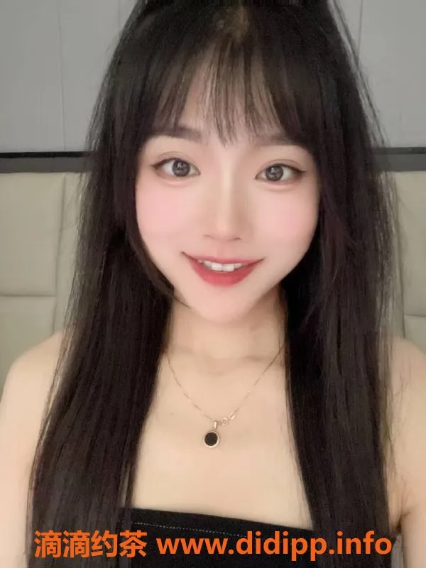 深圳楼凤-龙华区白富美，600元全套御姐服务