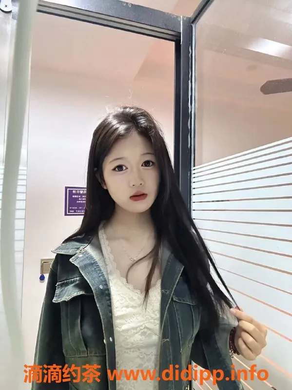 广州楼凤-广州天河小怡宝，课费600-1200元