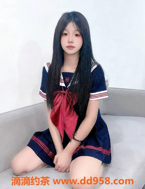 广州楼凤-金沙洲嫩妹小白，600元享舌吻服务