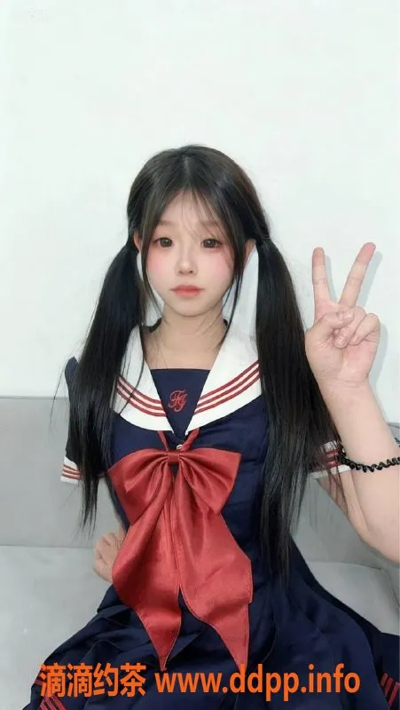 广州楼凤-金沙洲嫩妹小白，600元享舌吻服务