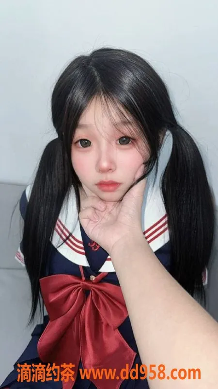 广州楼凤-金沙洲嫩妹小白，600元享舌吻服务