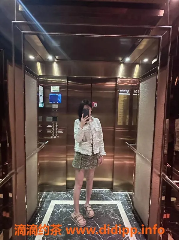 杭州楼凤-东站小婷，165身高，1000P激情服务