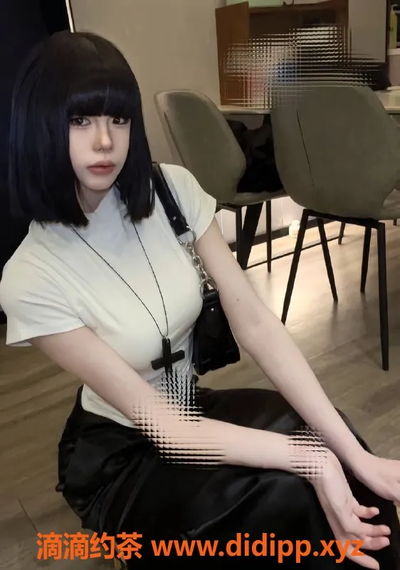 深圳楼凤-南山区柳如烟，水费1400p起，为你提供贴心服务