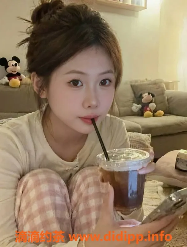 深圳楼凤资源信息,南山区小媛媛，颜值嫩妹全套999p