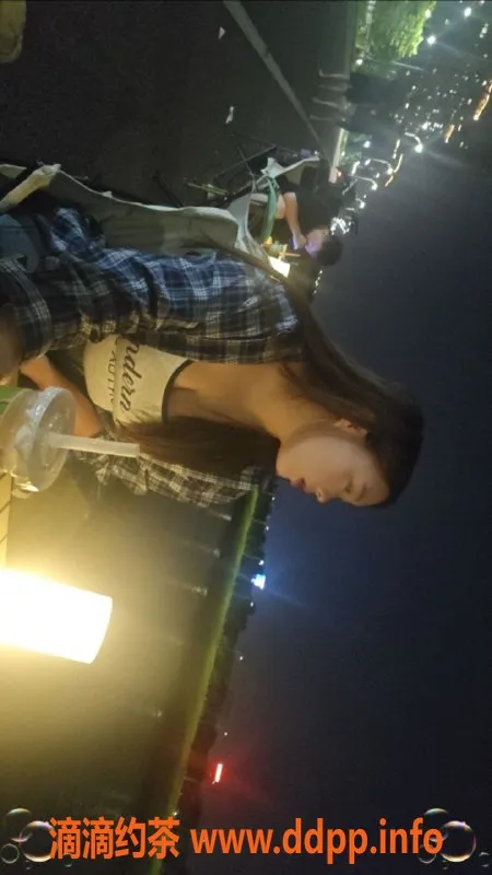 深圳楼凤-龙华区肉肉御姐，全套服务仅400元