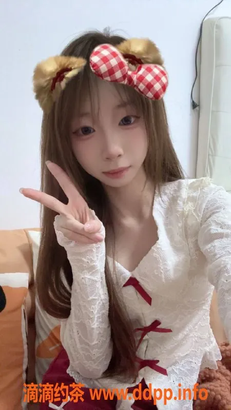 深圳楼凤-深圳龙华嫩妹雨嘉，900元享受绝佳服务