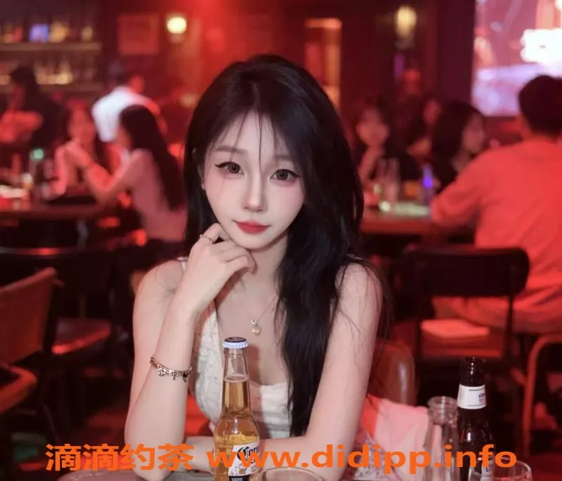 广州楼凤资源信息,广州 KK 嫩妹，价格700，尽享服务体验