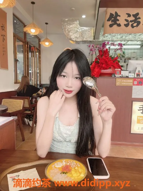 深圳楼凤资源信息,深圳宝安嫩妹佳佳，900元舌吻服务