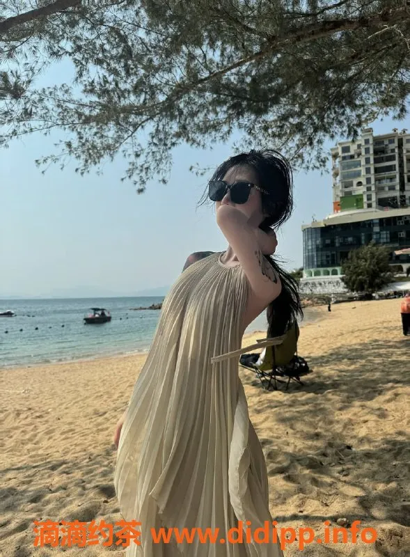 深圳楼凤-深圳坂田嫩妹蔓蔓 1000p 体验超值