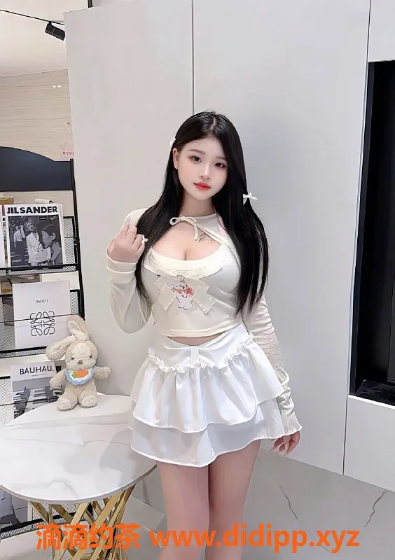 东莞楼凤-南城颜颜，双重享受，500/900元尽情体验