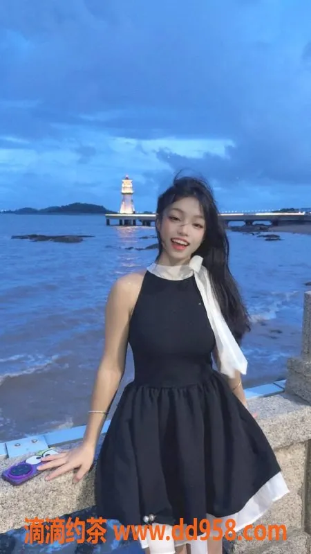 深圳楼凤资源信息,福田嫩妹泡泡，900元享受极致服务