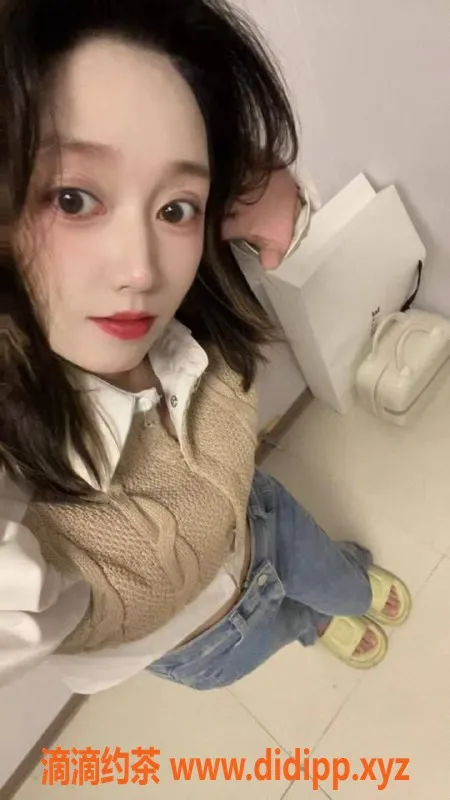 深圳楼凤-福田小少妇，600元私密体验！