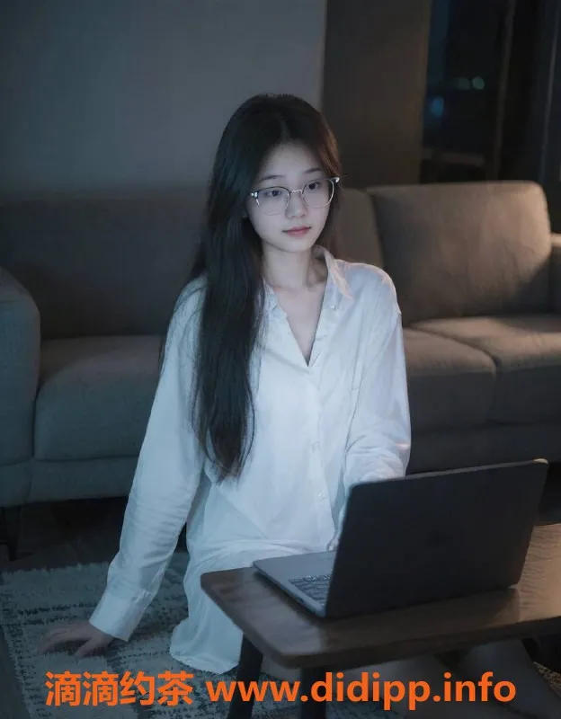 广州楼凤-广州天河嫩妹依依，1000元69服务等你来体验！