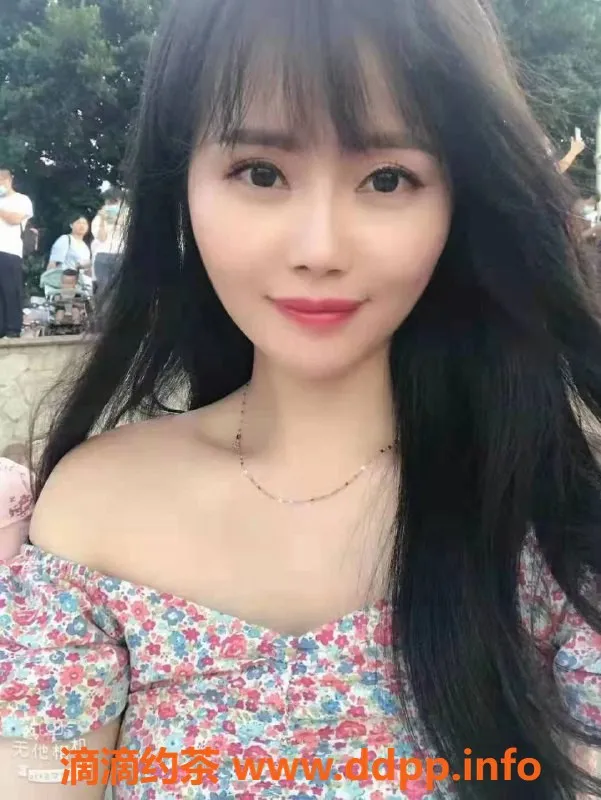 深圳楼凤-罗湖大胸妹，170cm，38E，热情服务，800元开启激情之旅