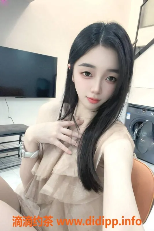 深圳楼凤-罗湖小米粒，700元超值嫩妹服务