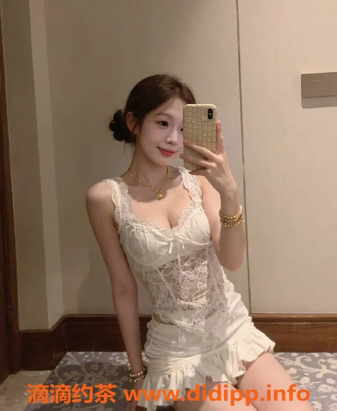 深圳楼凤-南山区泡泡，颜值超高的嫩妹，1200全套服务