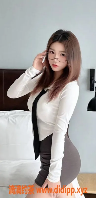 深圳楼凤-深圳甜心Baby，激情服务只需900元起