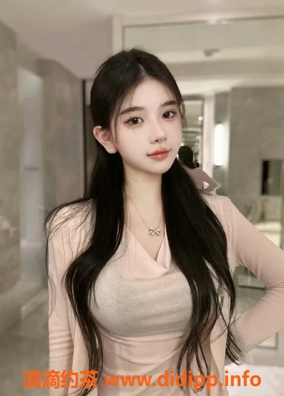 上海楼凤-上海黄埔嘉儿，2000元起，爽快服务等你来体验！