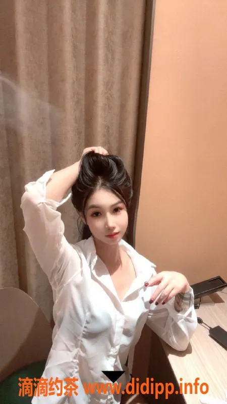 深圳楼凤资源信息,龙岗小冷 颜值嫩妹 全套800元