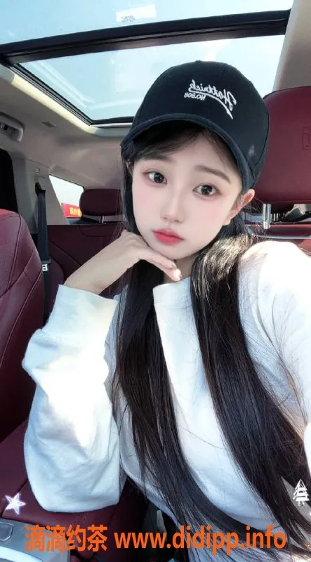 深圳楼凤-福田婷婷：22岁E罩杯，隐秘服务等你来体验！