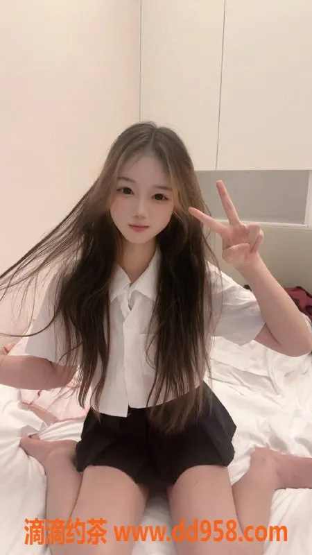 深圳楼凤-龙华嫩妹子朵，900元69互舔服务体验