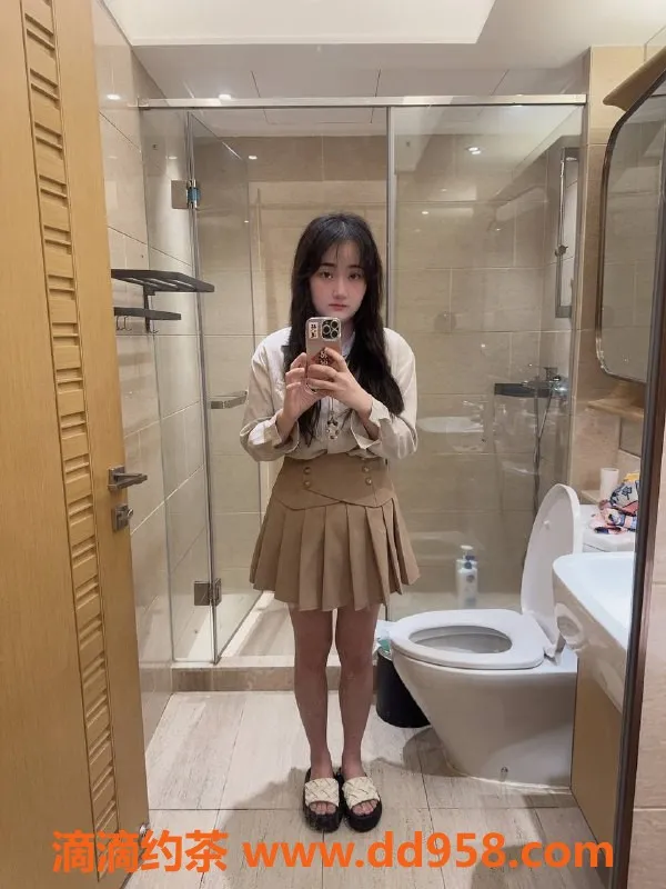 广州楼凤资源信息,广州海珠洋洋，600元享舌吻与69服务