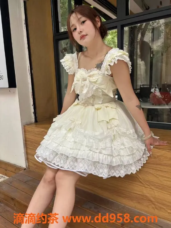 深圳楼凤-深圳宝安小佳，800元嫩妹陪浴服务