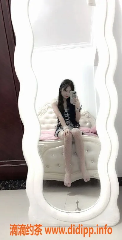 深圳楼凤资源信息,深圳龙华小芬，1000p/1800pp，服务优质