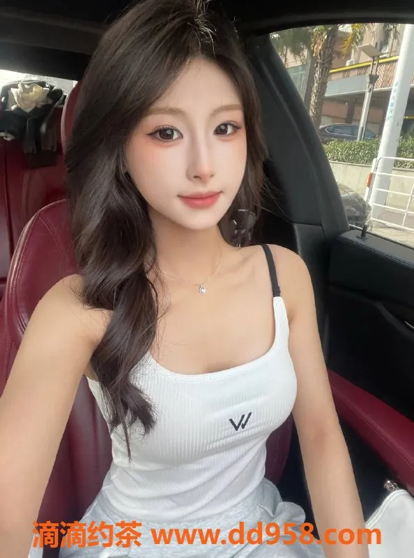 深圳楼凤-龙华小团团，163cm，45kg，1300元起服务