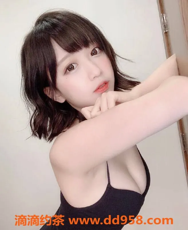 广州楼凤-天河区小萝莉甜甜，800P起，等你来体验！