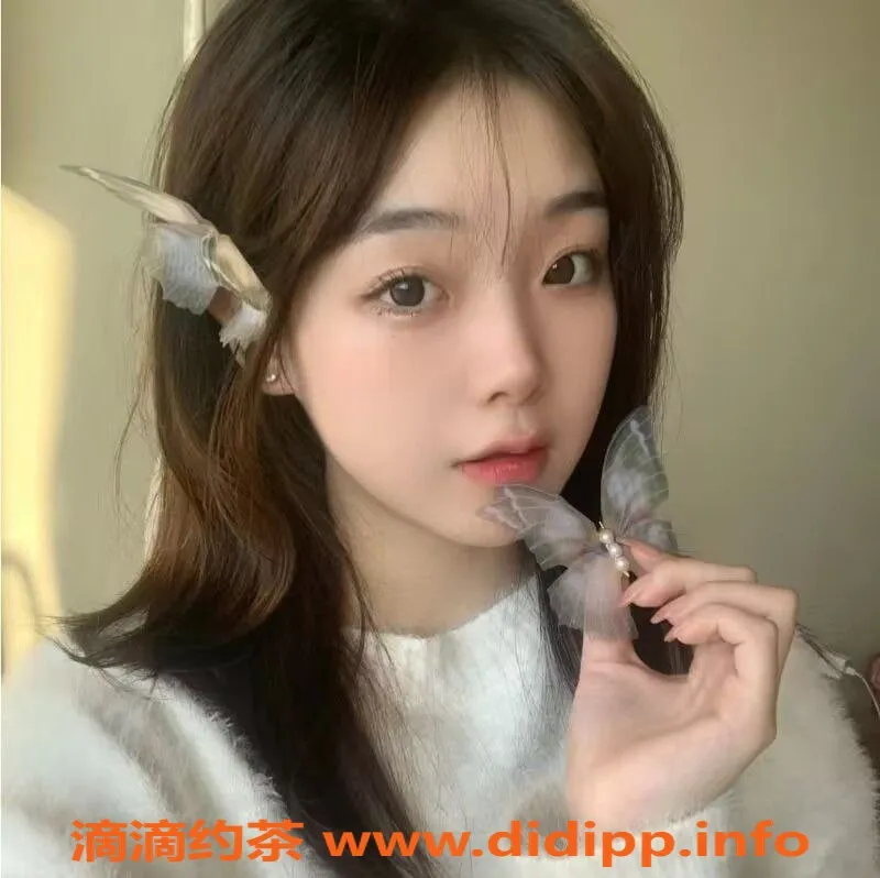 深圳楼凤-光明丫丫，23岁，164cm，32D，热情服务体验超赞