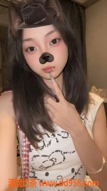 广州楼凤-广州天河嫩妹栀栀，600元享舌吻与69服务