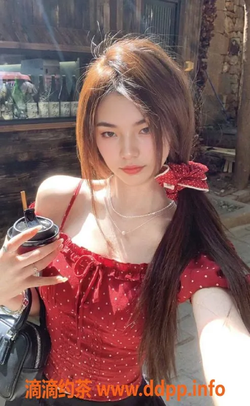 深圳楼凤-深圳龙华小琳，600元尽享舌吻与陪浴服务