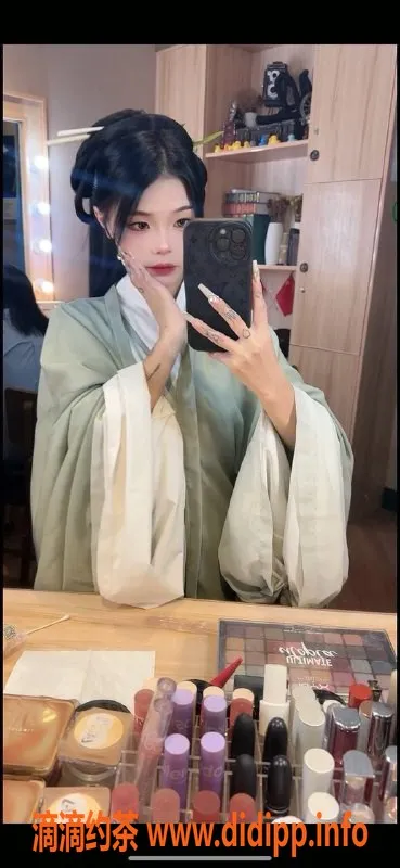 广州楼凤-天河猎德夏兮，萝莉风格，700p体验