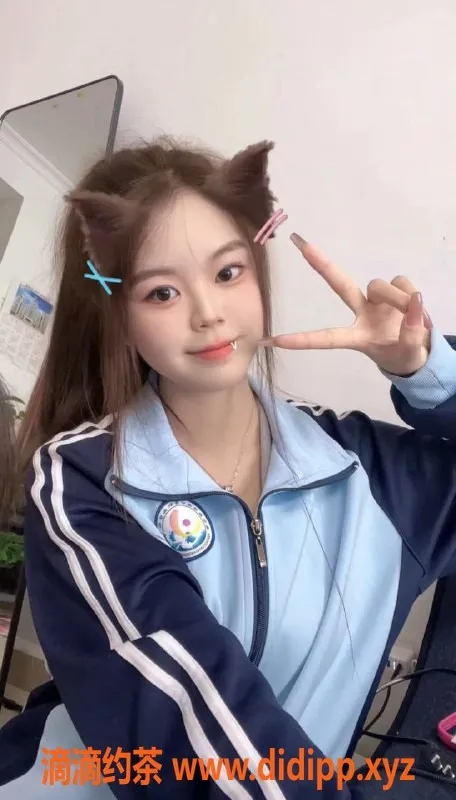 中山楼凤-东区琴儿，19岁 D杯，课时800起