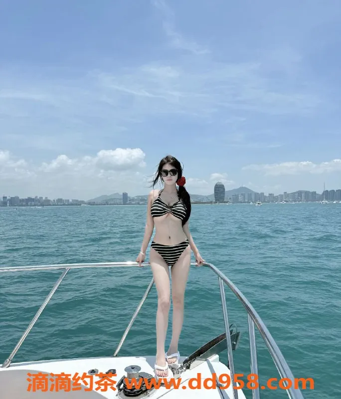 中山楼凤-东区琴儿，19岁 D杯，课时800起