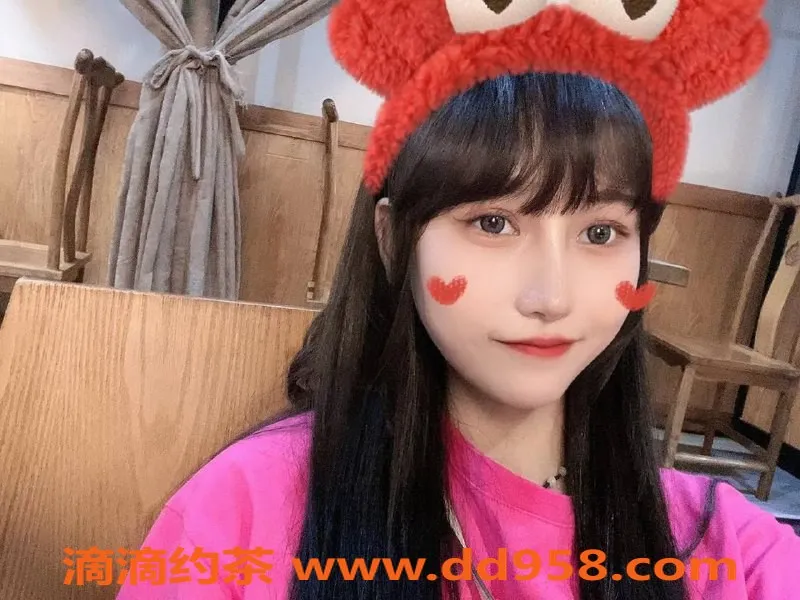 深圳楼凤资源信息,福田小月亮，1600元/小时，热情服务