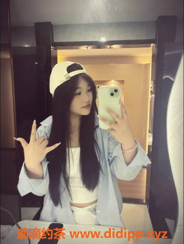 广州楼凤-佛山汐汐，600元嫩妹舌吻服务