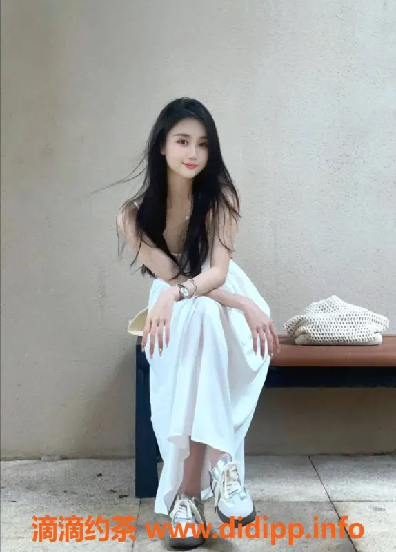 广州楼凤-广州清纯小妹，身高165，价格合理，服务优质