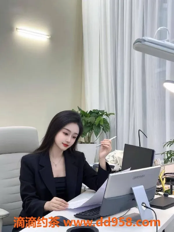 广州楼凤-广州艺名小美，身高165，价格实惠，服务好